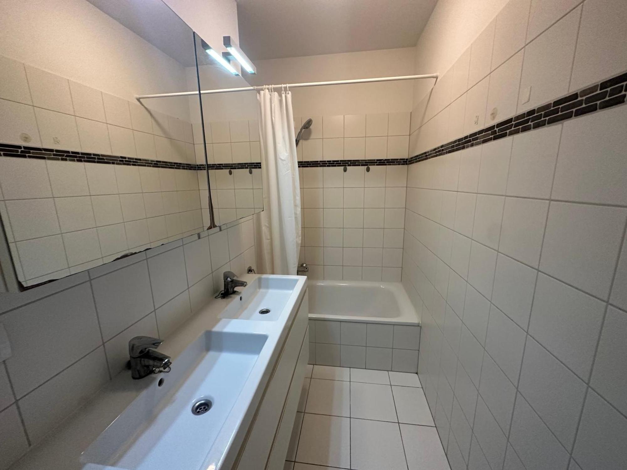 2 Bedroom Apartment In Center With Balcony Bruksela Zewnętrze zdjęcie